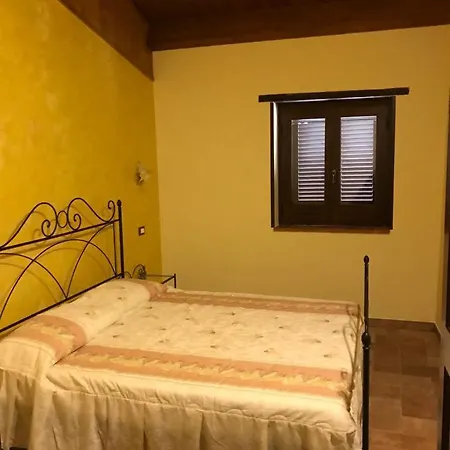 Il Casale Del Conte Lucente Сasa de vacaciones